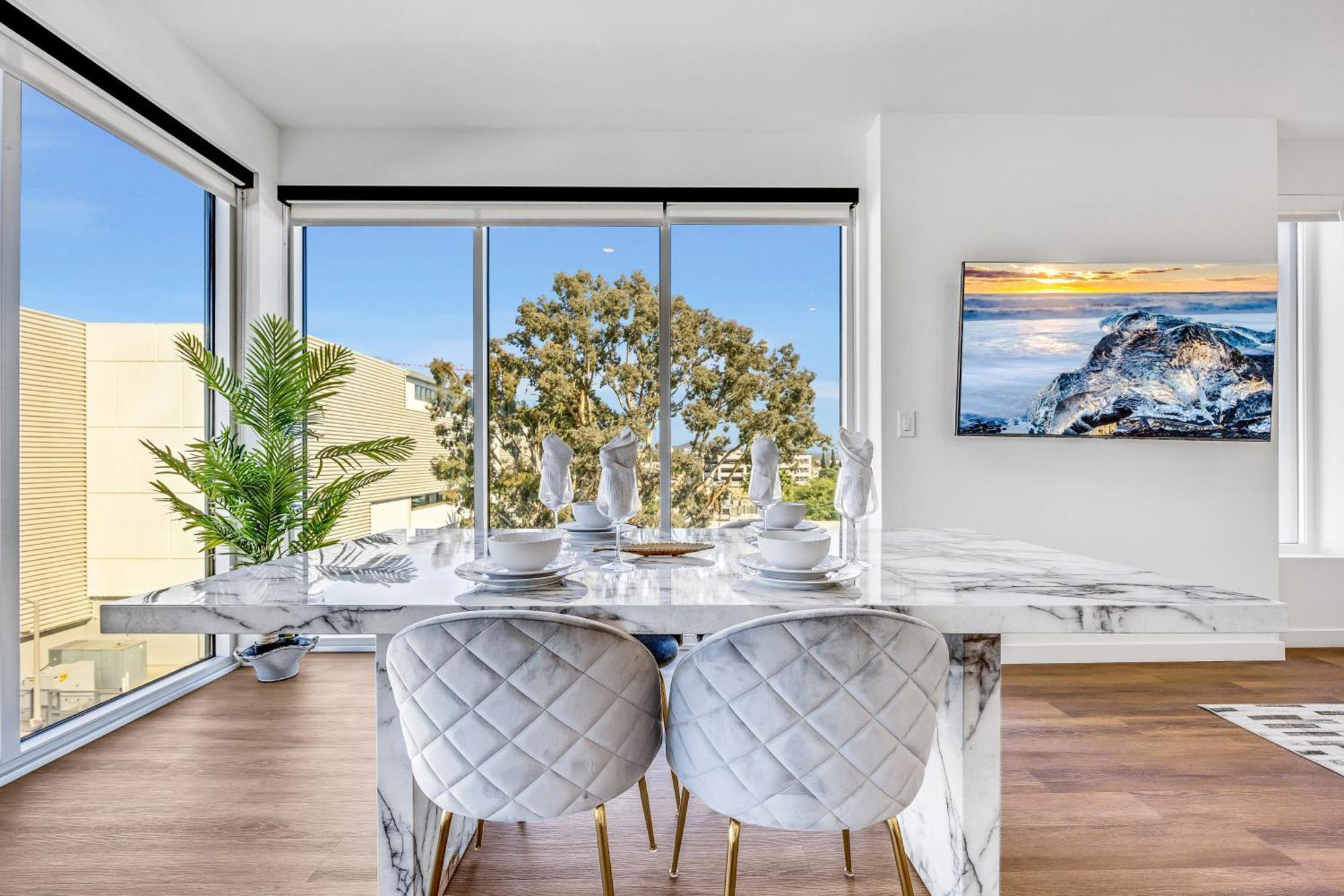 One Lux Stay - Hollywood, Los Angeles